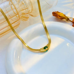 "Éclat Émeraude – Duo Lame en Acier Titane pour Femmes"