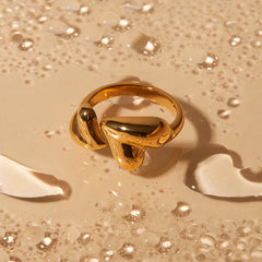 "Éclat du Cœur – Bague Asymétrique à l’Amour Libre