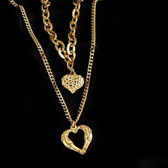 "Élan du Cœur – Collier Ailes d’Ange & Cœurs Entrelacés"