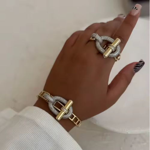 Éclat Captif – Set Bracelet & Bague Cadenas Bicolore